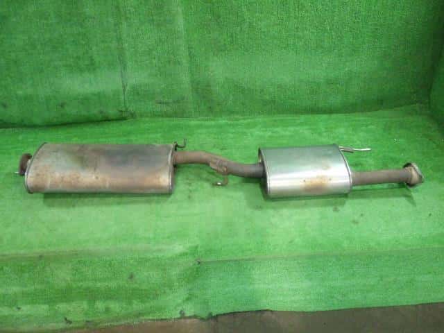 Exhaust Center Muffler NISSAN Elgrand 2010 DBA-TNE52 — photo 2