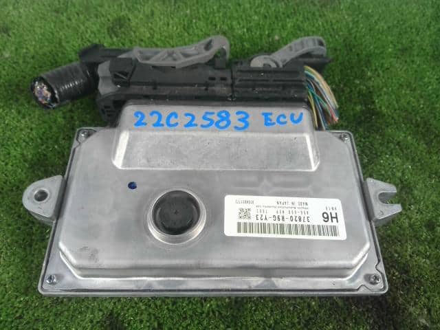 Engine Control Unit HONDA N BOX 2016 DBA-JF1 — photo 1
