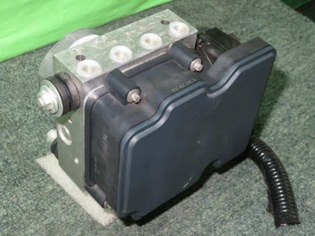 ABS Actuator HONDA 2019 DBA-FR5 57111T4PN62 — photo 2