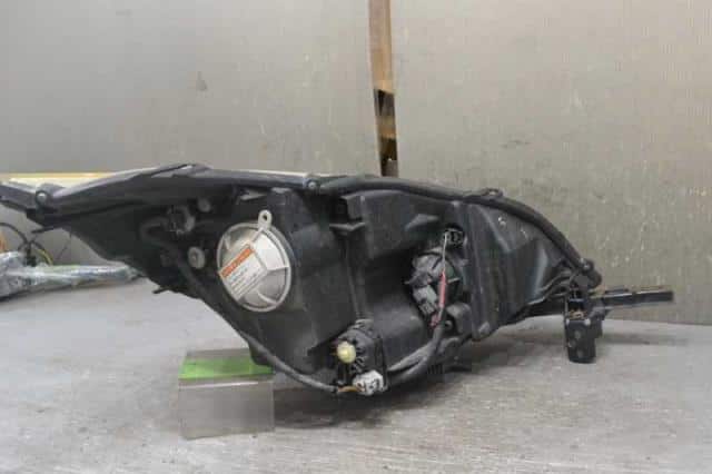 Left Headlight HONDA Step Wagon 2005 DBA-RG1 — photo 6