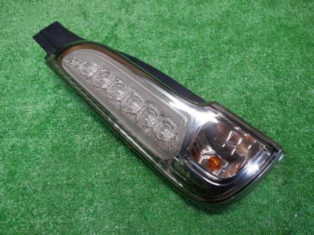 Left Tail Light SUZUKI Spacia 2013 DBA-MK32S 3567081M10 — photo 2