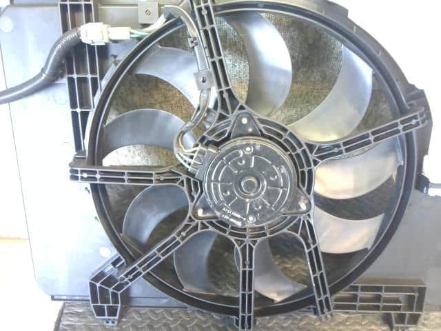 Radiator Cooling Fan NISSAN Cube 2009 DBA-Z12 — photo 2