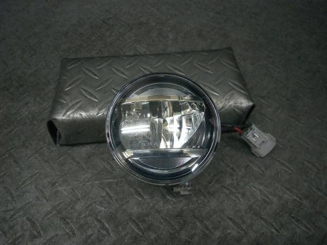 Right Fog Light DAIHATSU Move 2015 DBA-LA150S — photo 1
