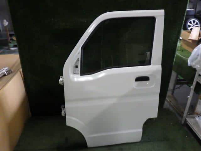 Front Left Door Assembly NISSAN Nv100 clipper 2021 5BD-DR17 — photo 1