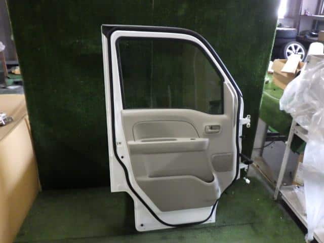 Front Left Door Assembly NISSAN Nv100 clipper 2021 5BD-DR17 — photo 2