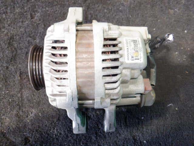 Alternator HONDA N BOX 2013 DBA-JF1 — photo 1