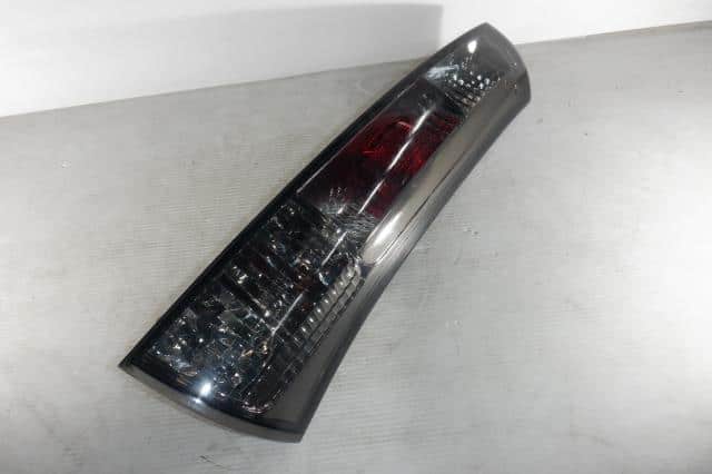 Right Tail Light NISSAN Roox 2013 DBA-ML21 — photo 1