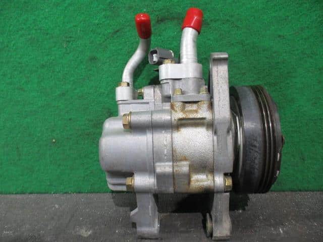 A/C Compressor HONDA Life 2002 LA-JB2 — photo 2