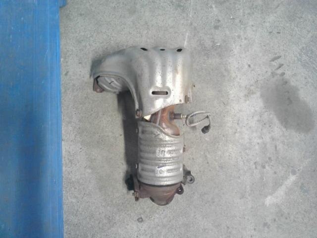 Exhaust Manifold TOYOTA vellfire 2012 DBA-ANH20 — photo 1