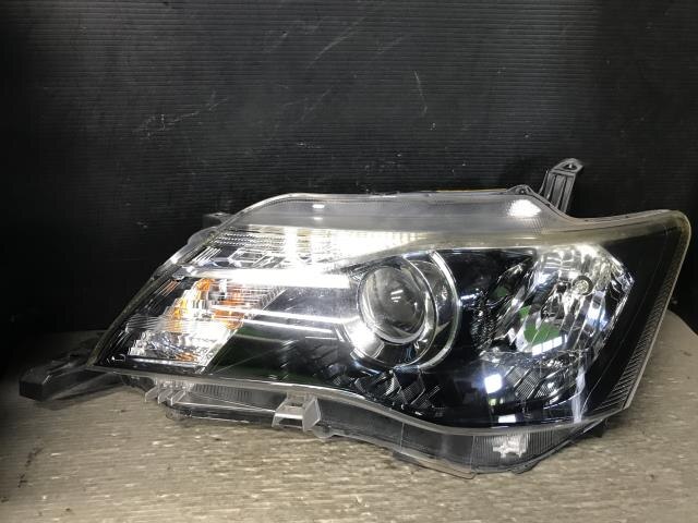 Left Headlight TOYOTA Corolla Fielder 2015 DBA-NZE161 — photo 1