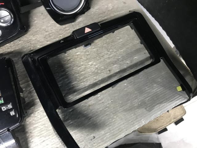 Interior Parts TOYOTA Corolla Fielder 2015 DBA-NZE161 — photo 2
