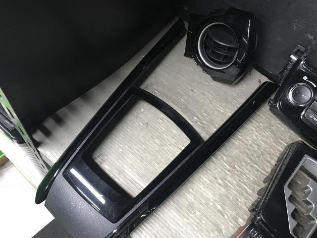 Interior Parts TOYOTA Corolla Fielder 2015 DBA-NZE161 — photo 4