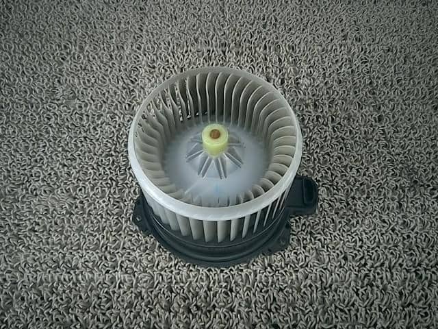 Blower Motor DAIHATSU Move 2010 CBA-L185S — photo 1
