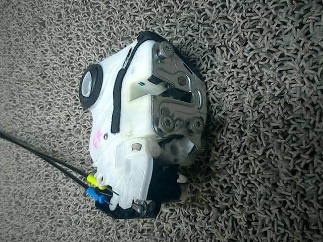 Door Lock Solenoid SUZUKI Wagon R 2012 DBA-MH34S 8221072M04 — photo 3