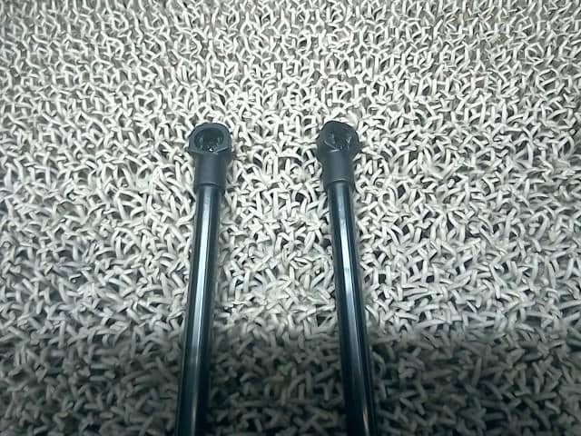 Tail Gate Damper SUZUKI Wagon R 2012 DBA-MH34S — photo 4