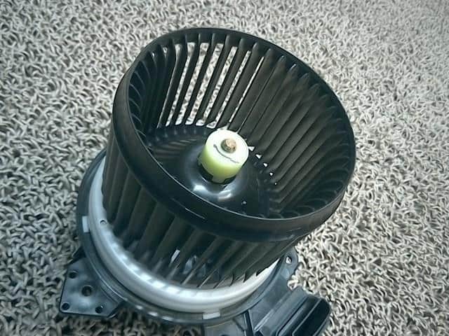 Blower Motor SUZUKI Wagon R 2014 DBA-MH34S 7415072M00 — photo 4