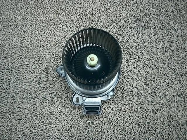 Blower Motor SUZUKI Wagon R 2014 DBA-MH34S 7415072M00 — photo 6