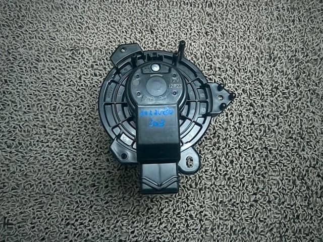 Blower Motor SUZUKI Wagon R 2014 DBA-MH34S 7415072M00 — photo 2