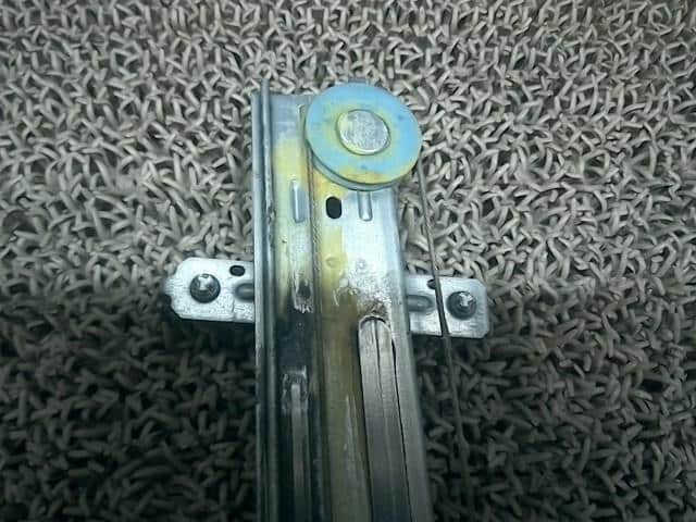 Front Right Door Regulator SUZUKI Wagon R 2012 DBA-MH34S 8340172M00 — photo 5