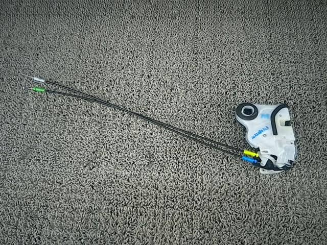Door Lock Solenoid SUZUKI Wagon R 2014 DBA-MH34S 8221072M04 — photo 1