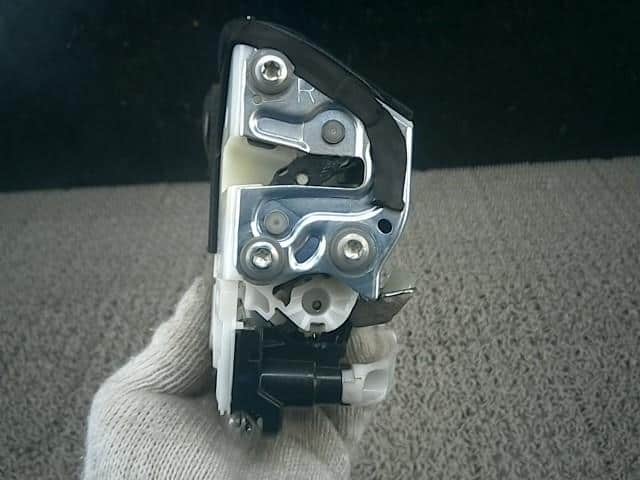 Door Lock Solenoid SUZUKI Wagon R 2014 DBA-MH34S 8221072M04 — photo 5