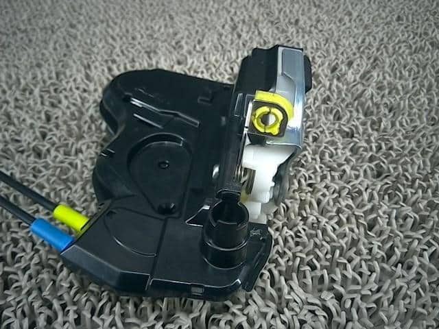 Rear Left Door Lock Actuator SUZUKI Wagon R 2014 DBA-MH34S 8235072M03 — photo 6