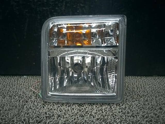 Right Fog Light DAIHATSU Move 2010 CBA-L185S — photo 1