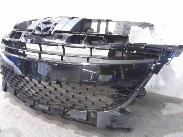 Radiator Grille MAZDA Axela 2012 DBA-BL5FP — photo 4