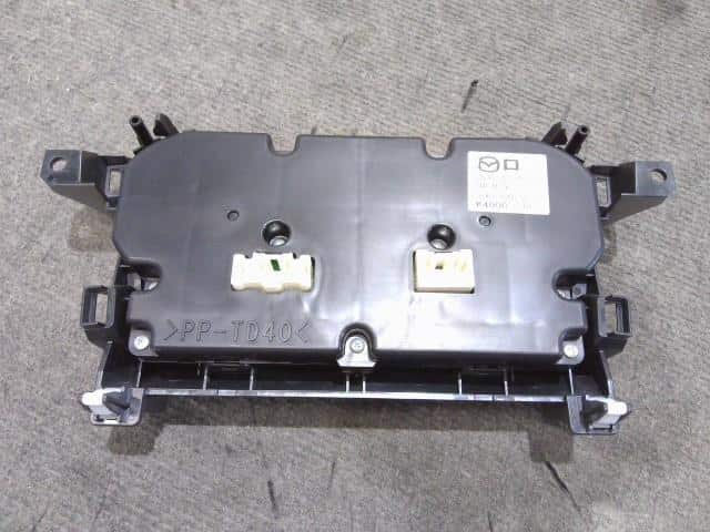A/C Control Panel MAZDA Axela 2012 DBA-BL5FP B44F61190A — photo 2