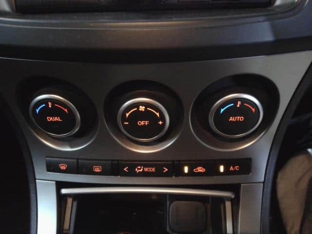 A/C Control Panel MAZDA Axela 2012 DBA-BL5FP B44F61190A — photo 4