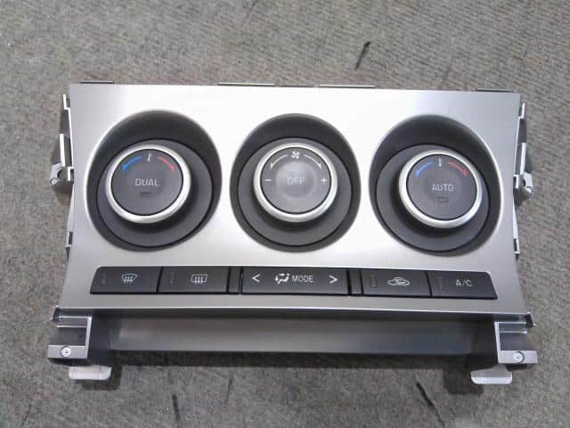 A/C Control Panel MAZDA Axela 2012 DBA-BL5FP B44F61190A — photo 1