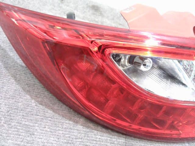 Left Tail Light MAZDA Demio 2011 DBA-DEJFS D07A51160A — photo 2