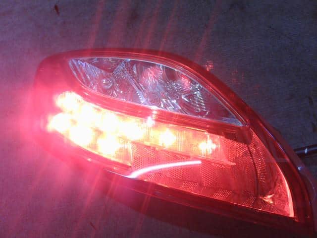 Left Tail Light MAZDA Demio 2011 DBA-DEJFS D07A51160A — photo 5