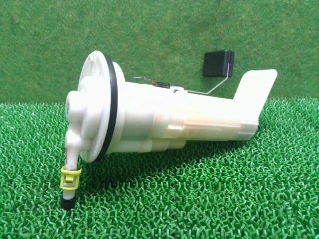 Fuel Pump SUZUKI Alto 2014 DBA-HA35S 1510082882 — photo 3