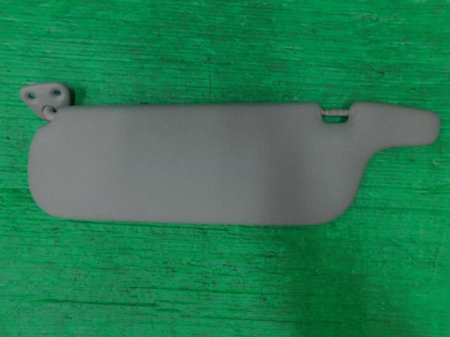Sun Visor TOYOTA Sprinter Trueno 1998 GF-AE111 — photo 2