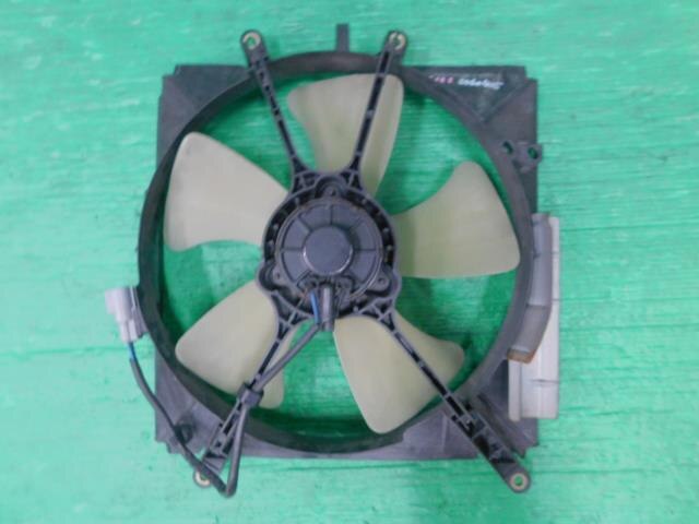 Radiator Cooling Fan TOYOTA Sprinter Trueno 1998 GF-AE111 — photo 2