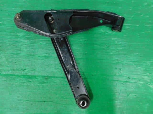 Front Right Lower Control Arm SUBARU Sambar 2000 GD-TT2 20219TC000 — photo 2