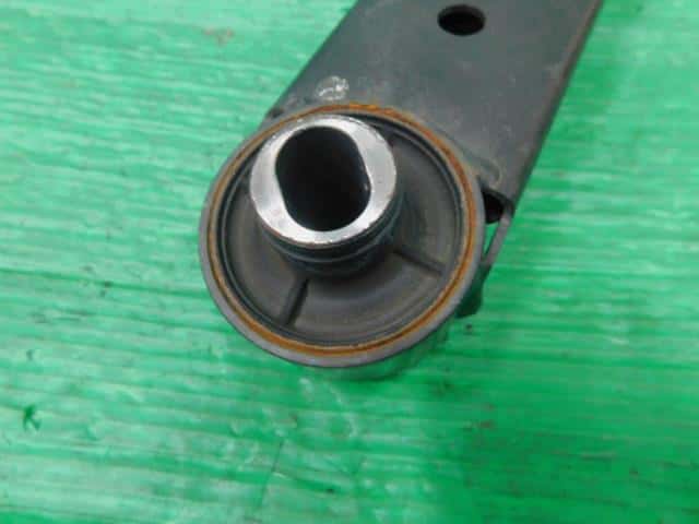 Front Right Lower Control Arm SUBARU Sambar 2000 GD-TT2 20219TC000 — photo 4