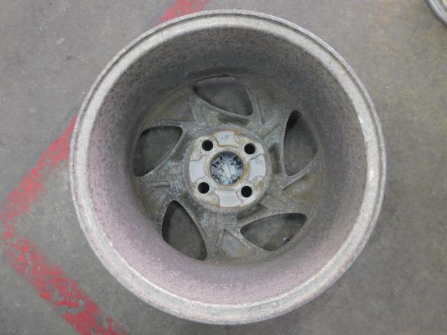 Wheel TOYOTA Sprinter Trueno 1998 GF-AE111 — photo 3
