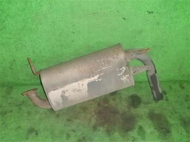 Rear Muffler MITSUBISHI Airtrek 2002 LA-CU2W — photo 2