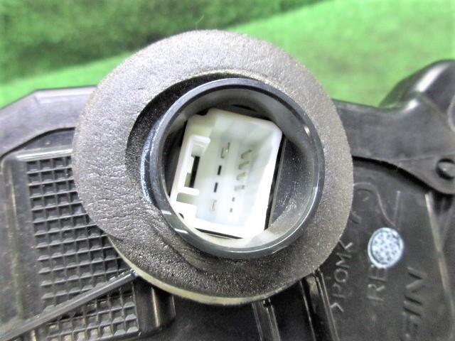 Door Lock Solenoid TOYOTA Mark X Zio 2007 DBA-ANA10 — photo 3