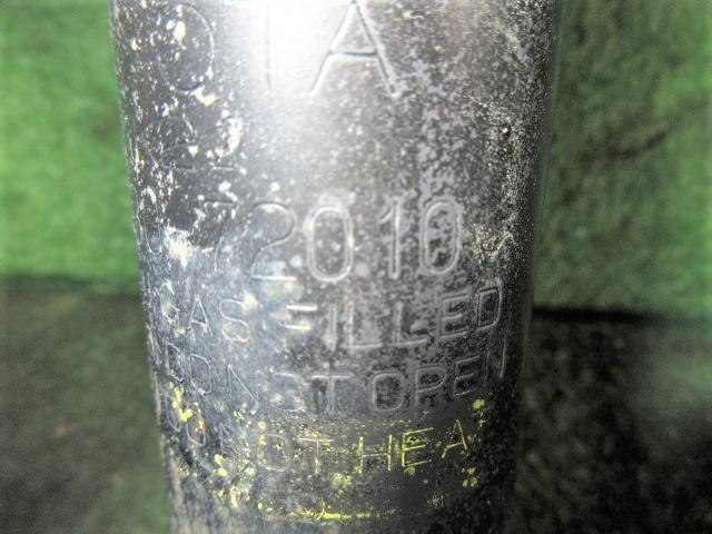 Rear Left Shock Absorber TOYOTA Mark X Zio 2007 DBA-ANA10 — photo 5