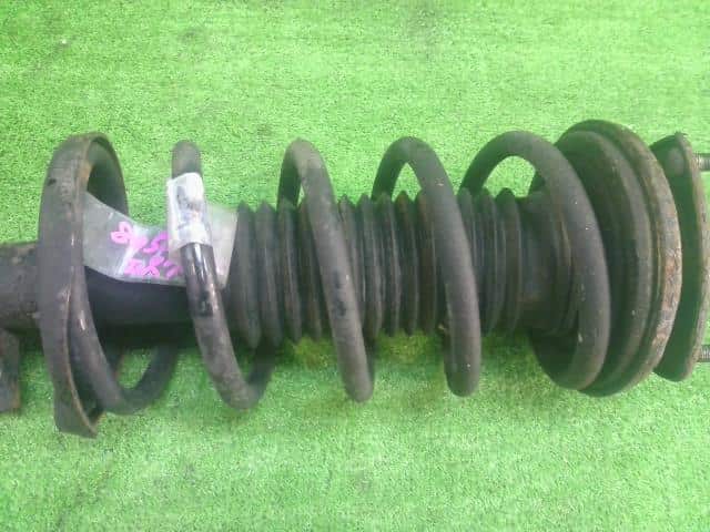 Front Left Strut SUZUKI Escudo 2005 CBA-TD94W 4160265J00 — photo 3