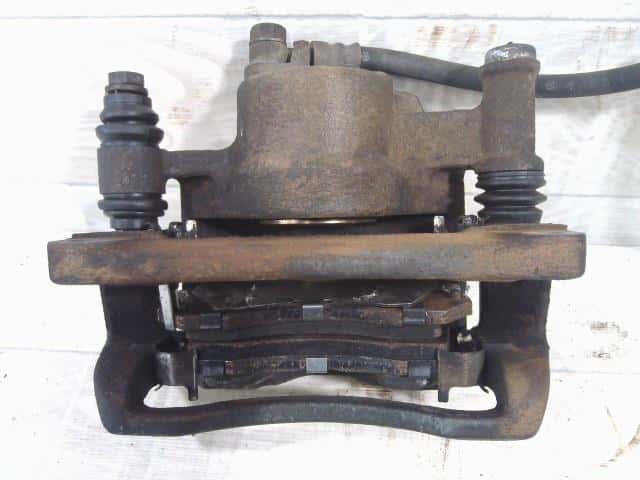 Front Left Caliper SUBARU Impreza 1995 E-GF4 26291FA031 — photo 2