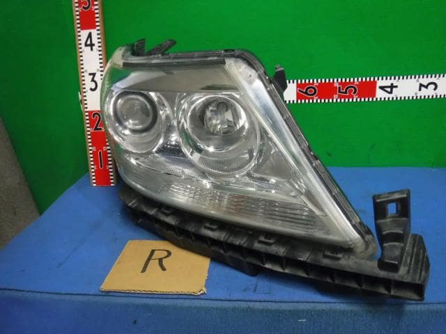 Right Headlight HONDA Elysion 2010 DBA-RR2 — photo 1