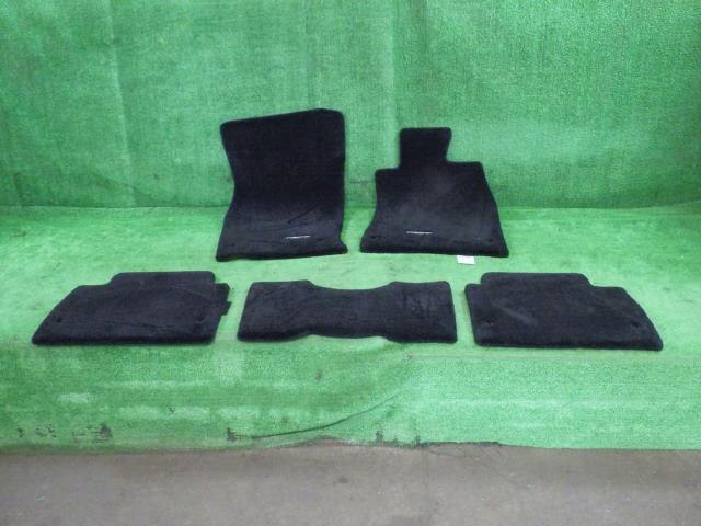 Floor Mat TOYOTA Lexus ls 2007 DAA-UVF45 — photo 1