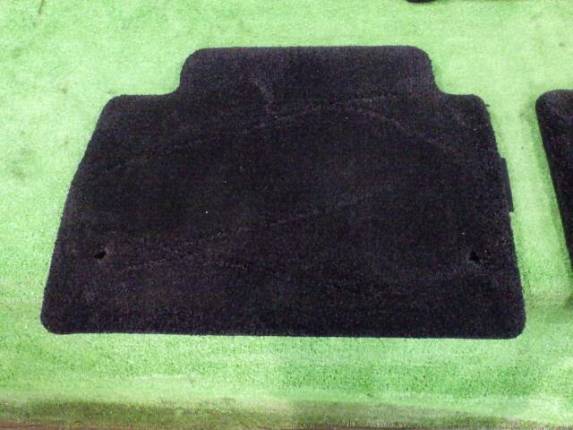 Floor Mat TOYOTA Lexus ls 2007 DAA-UVF45 — photo 7