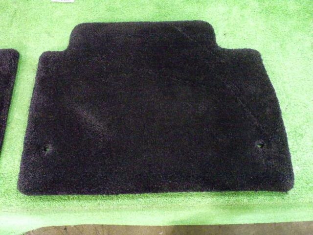 Floor Mat TOYOTA Lexus ls 2007 DAA-UVF45 — photo 5