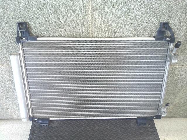 Condenser TOYOTA Vitz 2009 DBA-SCP90 — photo 1