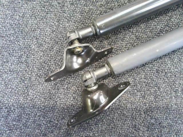 Tail Gate Damper SUZUKI Wagon R 2014 DBA-MH34S 8185072810 — photo 2